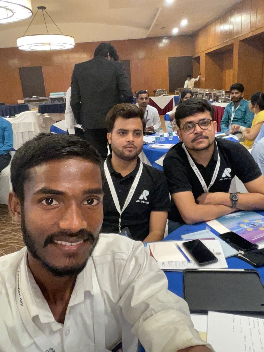 HKishor4you's tweet image. Congratulations Team @CDAC_Patna on 35th Foundation day and I hope your presence will help startups to fulfill their Tech and IT needs. 🎉

#TechaxLabs #AR_village #hkishor4you #Startup #bussiness #entrepreneur #Tech #Event #Meetup #community #Bihar #Patna