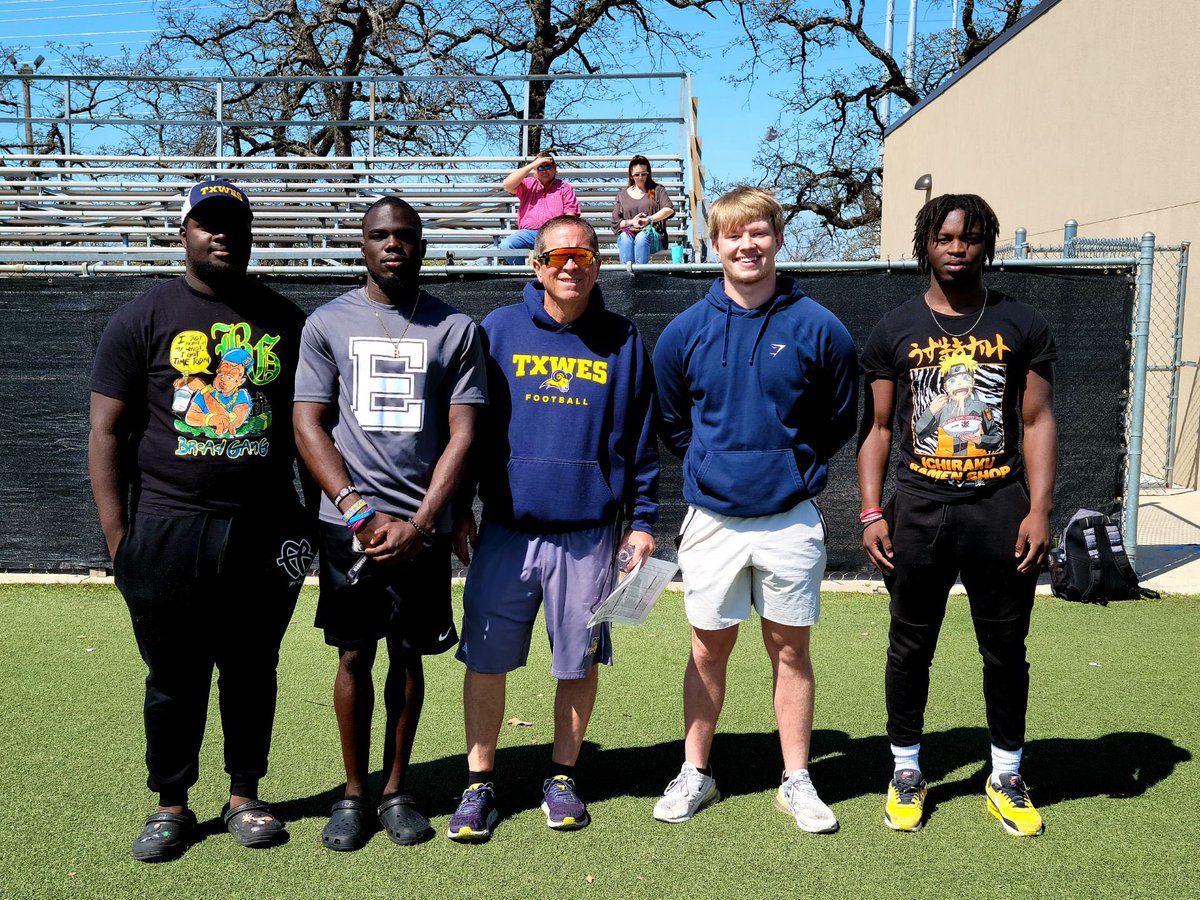 TxWesFootball's tweet photo. Future Rams at Practice today‼️ https://t.co/0Co9x8Q8RE