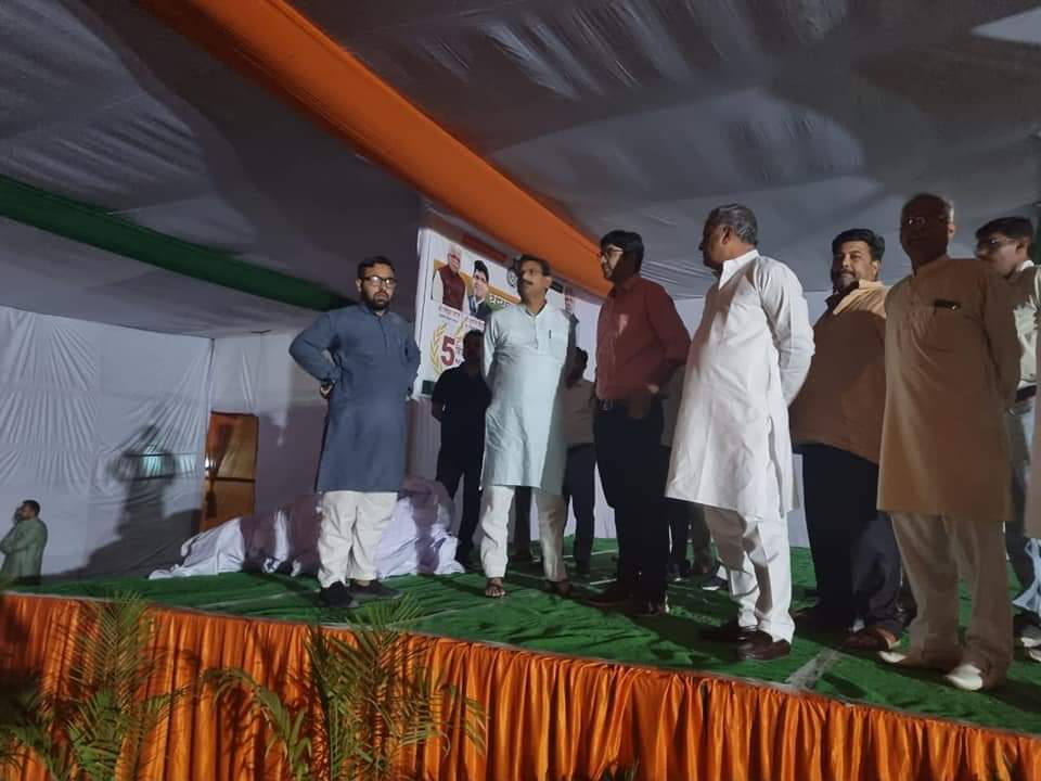 KRISHANKBEDI's tweet photo. 3 अप्रैल 2022 को सफीदों अनाज मंडी में माननीय मुख्यमंत्री श्री @mlkhattar जी की होने वाली "हरियाणा प्रगति रैली" की तैयारियों का अवलोकन! https://t.co/9poKZfsxGz