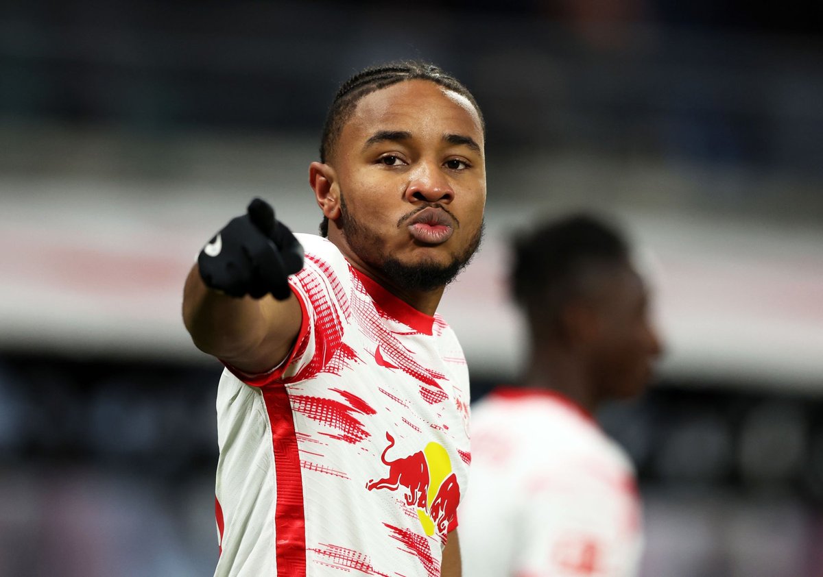 lnstantFoot's tweet photo. Les seuls joueurs à avoir marqué 15+ buts et délivré 10+ passes décisives en championnat cette saison :

🇪🇬 Mo' Salah
🇫🇷 Kylian Mbappé
🇫🇷 Karim Benzema
🇫🇷 Christopher Nkunku https://t.co/t2grOX3IKH