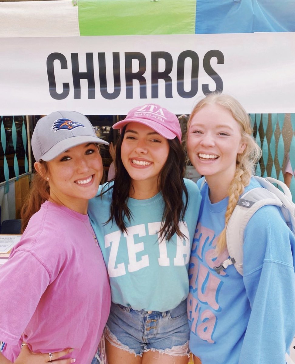 UTSA Panhellenic tweet media