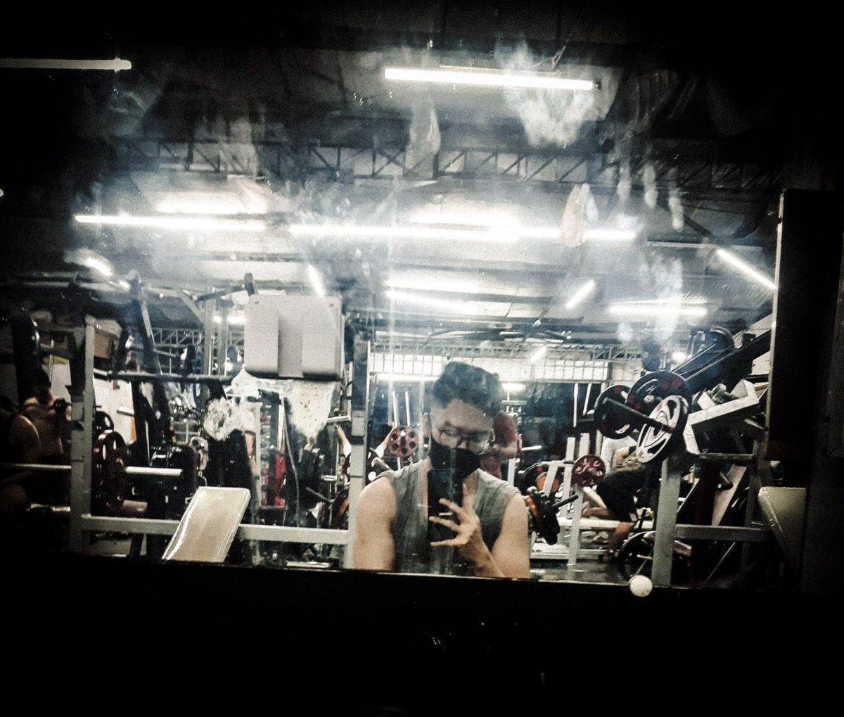 JClimarc12's tweet photo. Papawis pantanggal stress sa work 😅💦💪 https://t.co/34l2aJQiOC