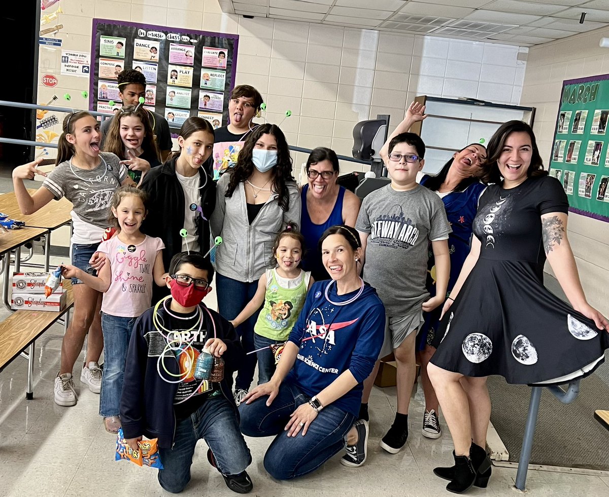 I love my job! Working with amazing teachers and students AND science! #ljhproud #happyteacher One parent suggested we do this at every elementary school! 🤔🤩😜<a href="/Lockhart_JH/">Lockhart Junior High</a> <a href="/NavarroLISD/">Navarro Elementary</a> <a href="/LockhartISD/">Lockhart ISD</a>