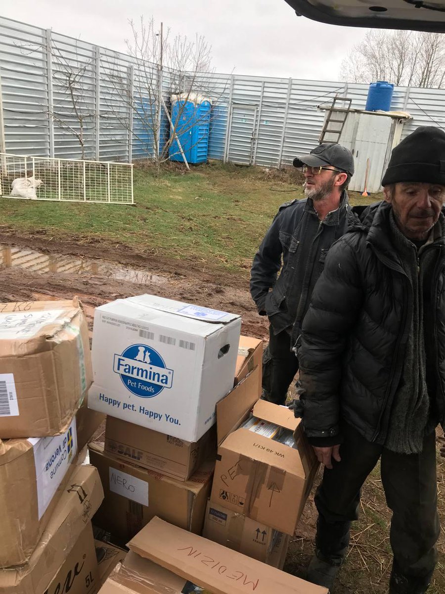 #AndreaCisternino, consegnati gli aiuti per animali e persone al rifugio Kj2 di Kiev. Erano da giorni senza acqua e senza cibo. Enpa: “Grande soddisfazione!” enpa.it/it/90845/cnt/i…