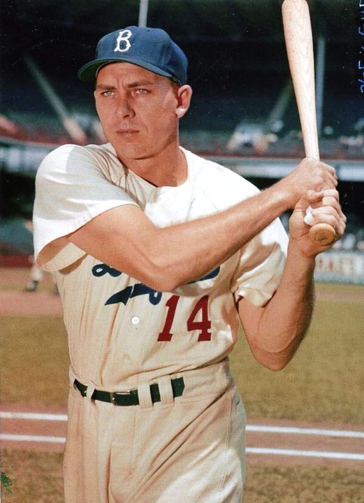 American #baseball legend #GilHodges died from a heart attack #onthisday in 1972. ⚾️

#otd #athlete #player #coach #manager #MLB #Dodgers #Mets #ESPN #sports #AllStar #HoF #GoldGlove #WorldSeries #GilbertRayHodges #trivia