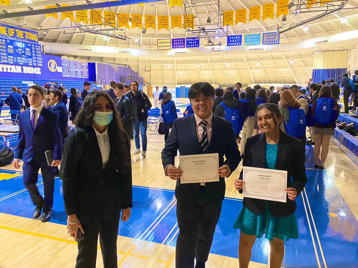 chsmodel_UN's tweet photo. What a great way to end the Model UN season! 

➖Ria Trivedi did a great job representing Venezuela 🇻🇪 in UN Women

🏅Adam Kamel received Outstanding Delegate in JCC OJ: Defense 

🏅Mallika Malhotra received Honorable Delegate in UNICEF 

#ConantMUN https://t.co/kGz5K78gKn