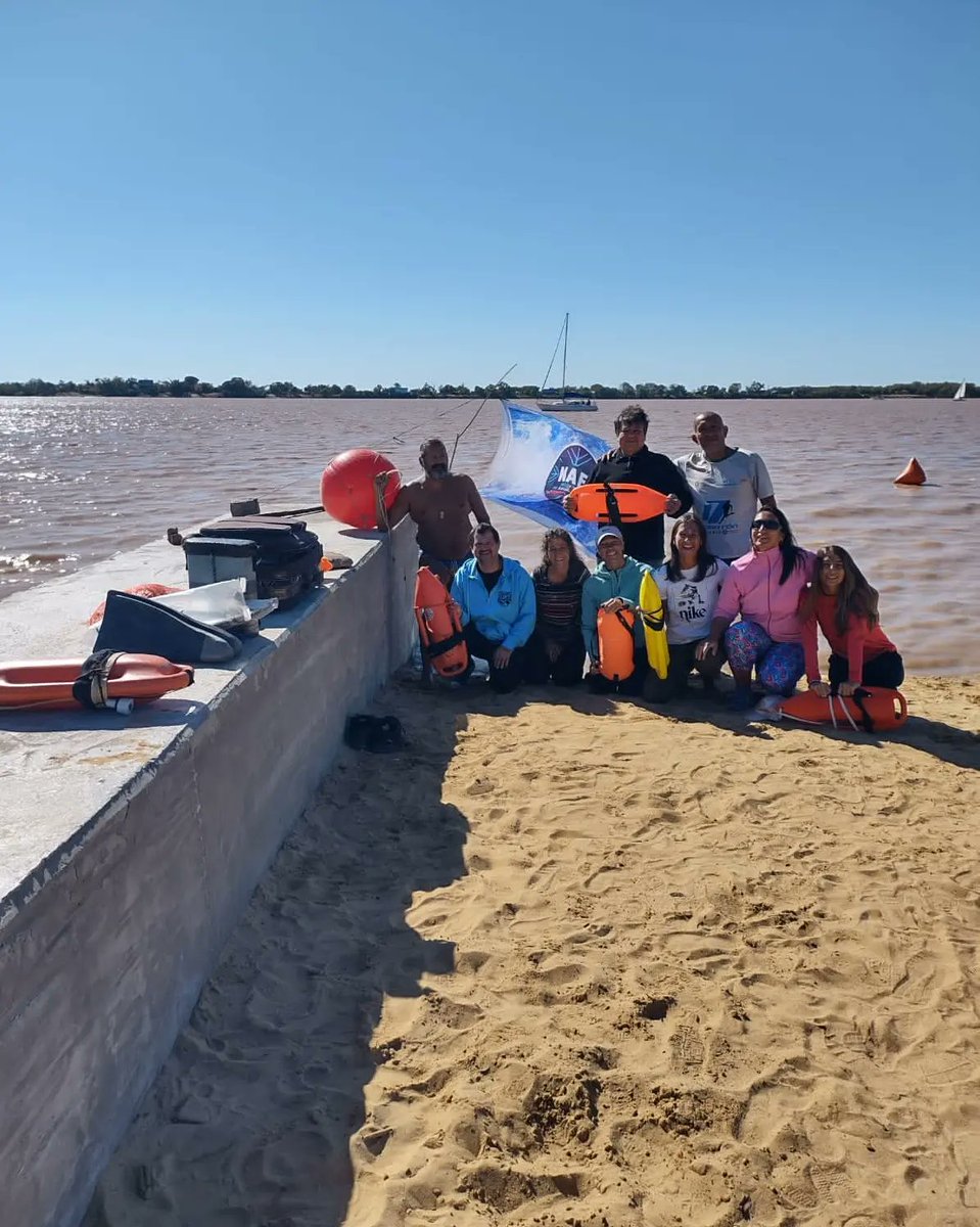 NafRosario's tweet photo. Malvinas Argentinas.

Hoy nadamos en memoria de los Conscriptos caídos en Malvinas. 

Temp. ambiente 16°C
Temp. agua 20,5°C

Viento N de 18 km/h
Altura del Río 1.05 m

1 Sesión de 25 min de nado

Gracias, muchas gracias a todos. https://t.co/aLhYI4s0Fd