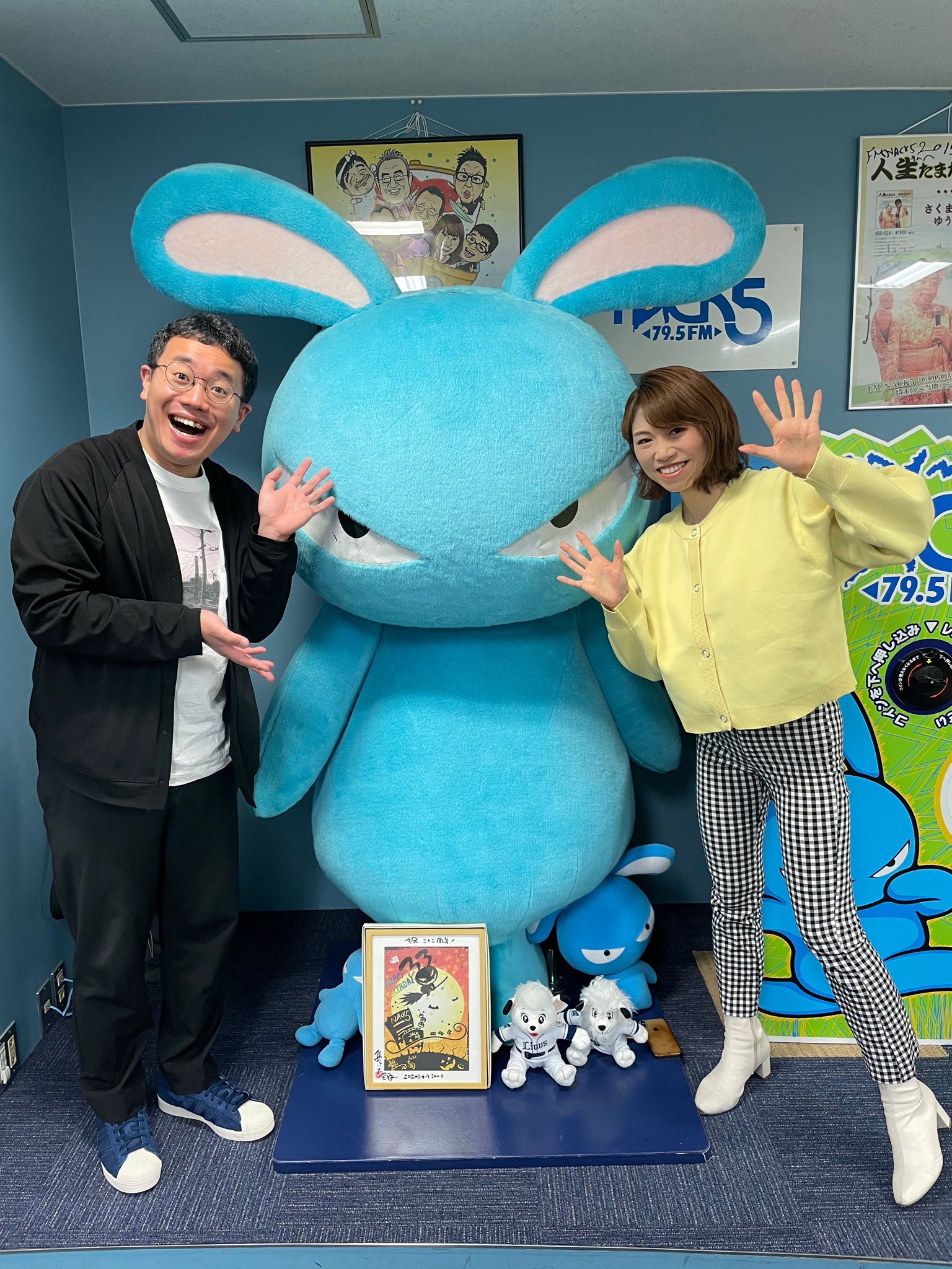激レア！アロハ太朗・小林アナ・パーマ大佐サイン入りNACK5ステッカー 激レア！アロハ太朗・小林アナ・パーマ大佐サイン入りNACK5