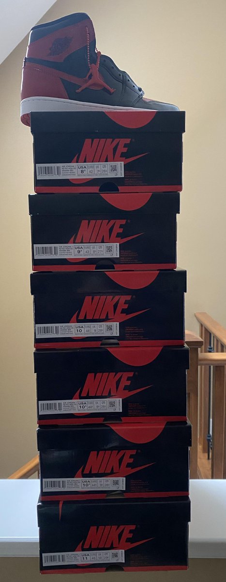 SoledOutSuccess tweet media