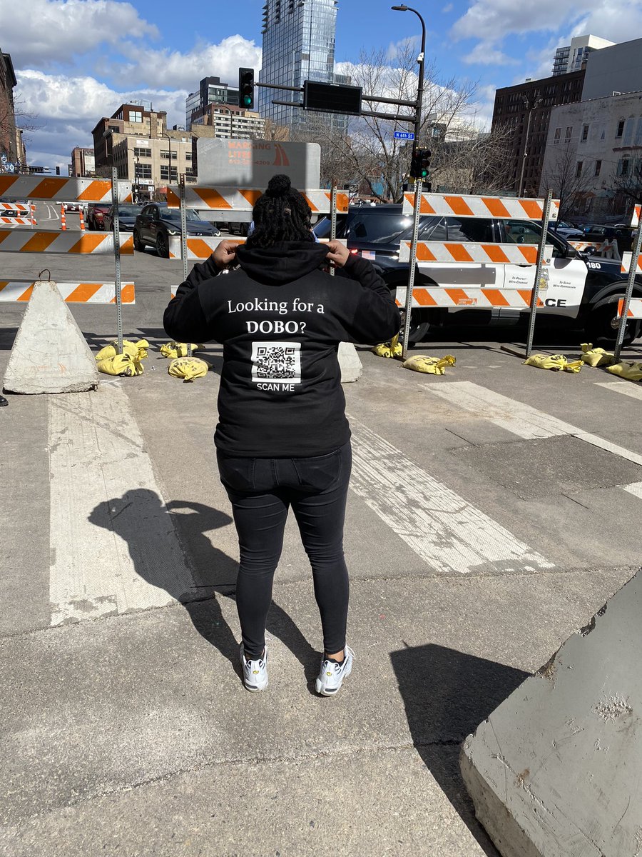 TureaMoore_'s tweet photo. i beT on Myself. 
Who is looking for a Director of Basketball Operations? I’m your girl 👍🏽 

Retweets would be awesome guys! You never know who this might come across! Let’s Connect! #MarchMadnessWbb #WomensFinalFour #WBCA https://t.co/JHEbXHrNxr