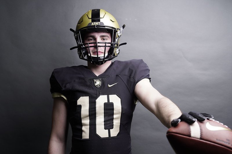 KentMcMahon44's tweet photo. Some pictures @coachopfer took of me at @ArmyWP_Football’s Junior Day. https://t.co/1MgSyxi2zL