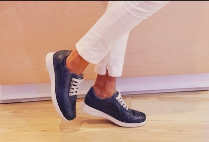 C/Villarroel,231
calzadosaludable.com 
#deportivo #zapato #sandalia #zueco #Villarroel231 #calzadosaludable