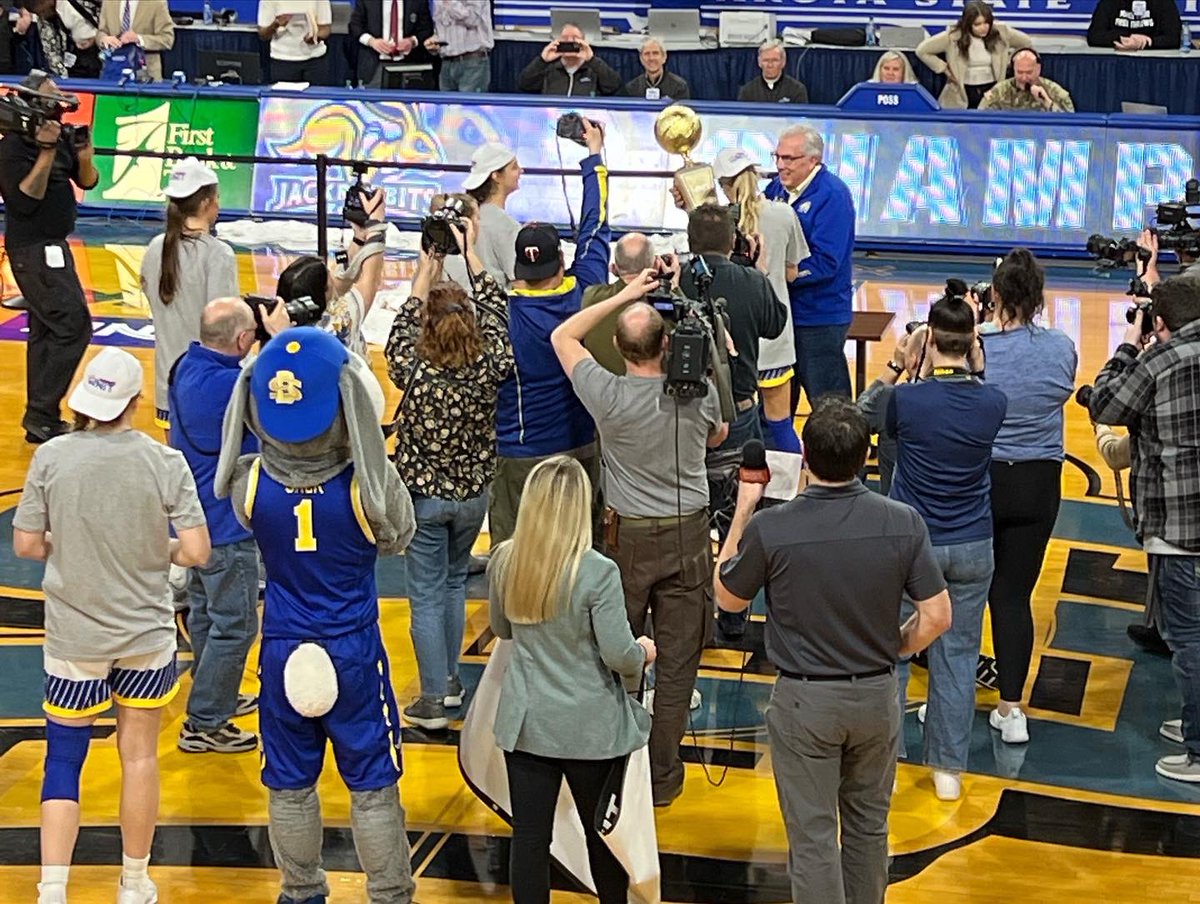 JamisonLamp's tweet photo. Such a great day to be a Jackrabbit! WNIT Champs! https://t.co/TwyFV9KRuf
