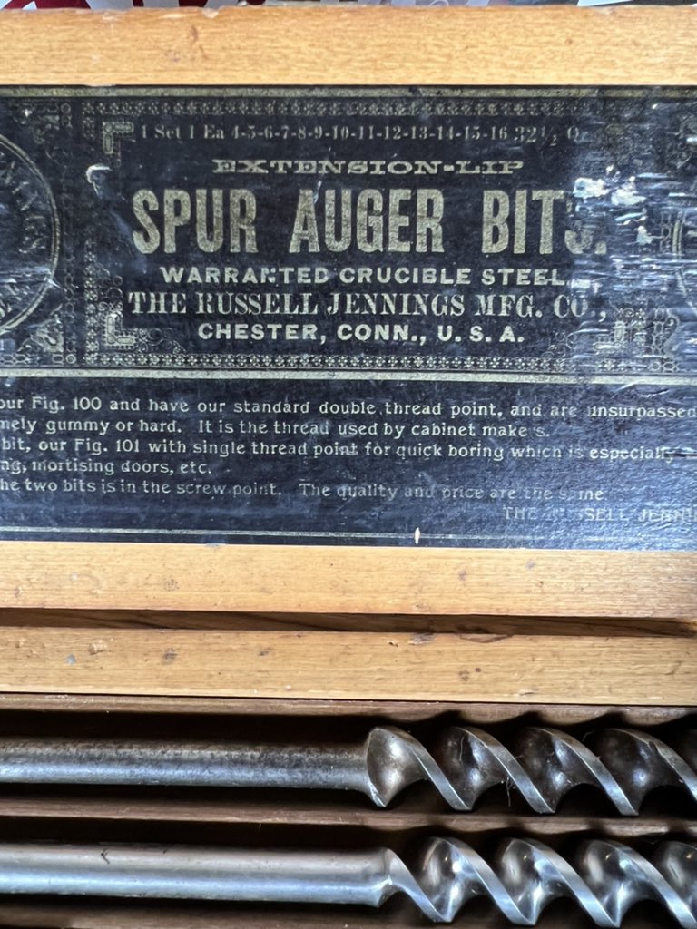 usgeneral25's tweet photo. I think Iโm good for drilling holes in wood sans electricity, I know the set is pre WW2, could even be pre 1890s #vintage #tools #madeinuse #stillworking https://t.co/2TLVwgLMaN