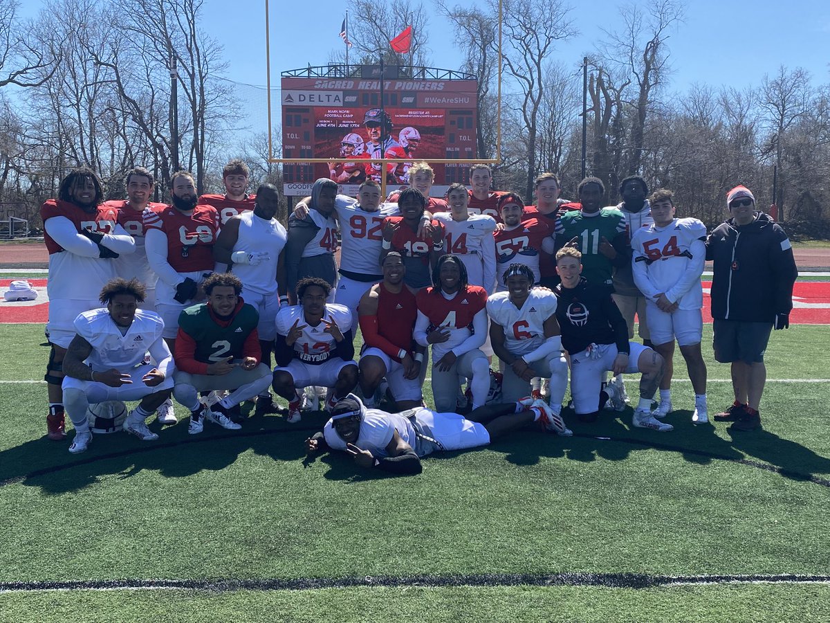 Iron Pioneers 2022

These men bring it everyday. 

•Attention to Detail 
•Strain
•Body Language 
•Finish 

Thank you