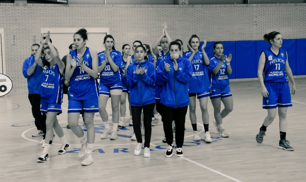 callaved's tweet photo. @CNHeliosBasket @cnhelios @asnimobasquet Mucho ánimo y 💪 a todo el equipo. Tenéis que estar orgullosas del trabajo realizado. Pronto de vuelta!! https://t.co/y7rtXQTwqq