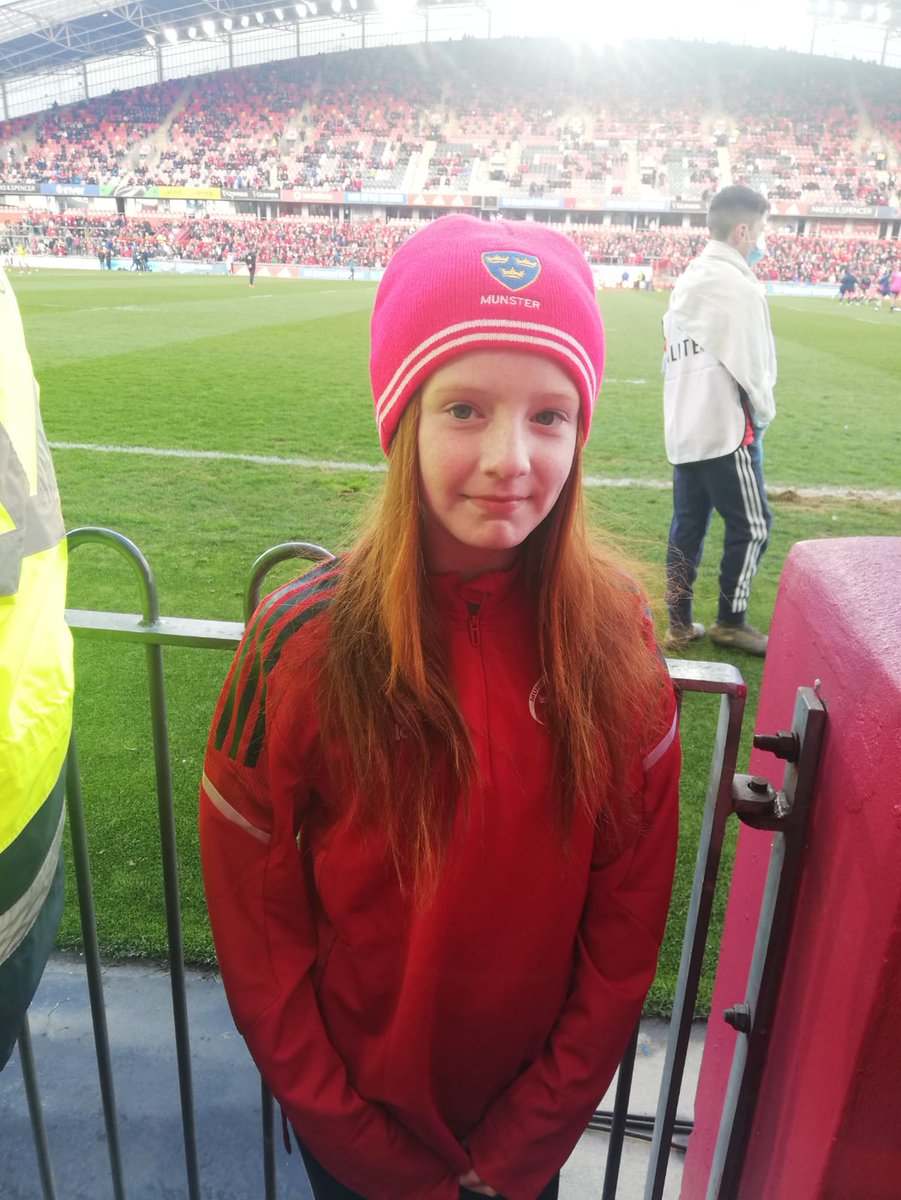 Marisa Reidy tweet media