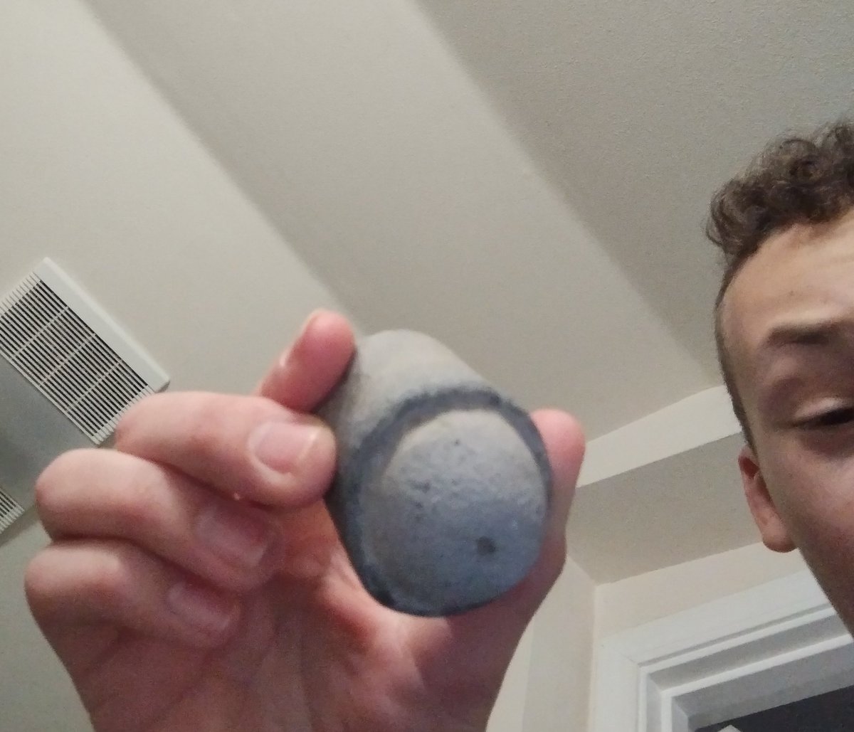 PausedSponge's tweet image. BRO WTF my uncle just gave me this uncircumcised rock for my b-day.😭 legend