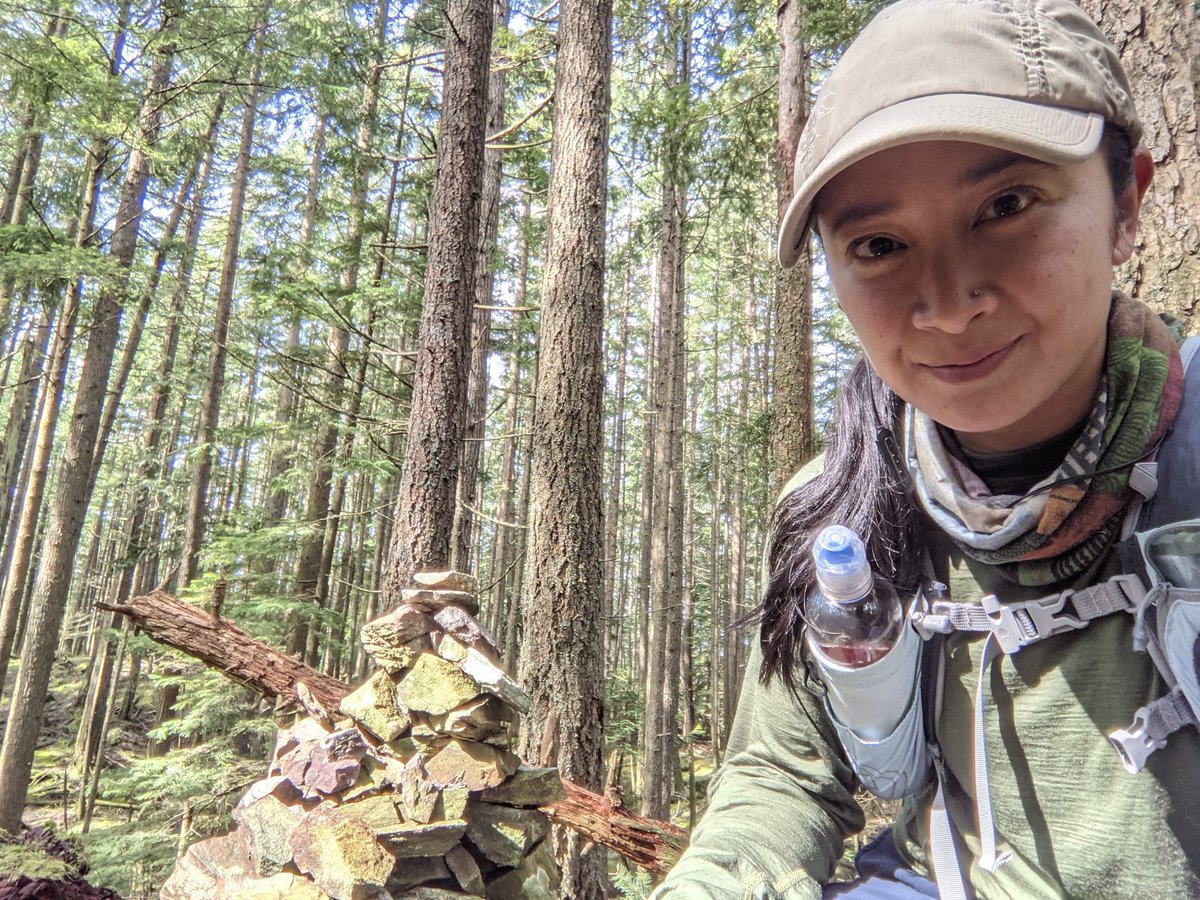 sheilateves's tweet photo. Bowen island peak bagging - perfect timing for a short window of good weather
Mount Gardner and Collins peak
#BeautifulBC #hiking #2022peaks https://t.co/d3T8RB8UNU