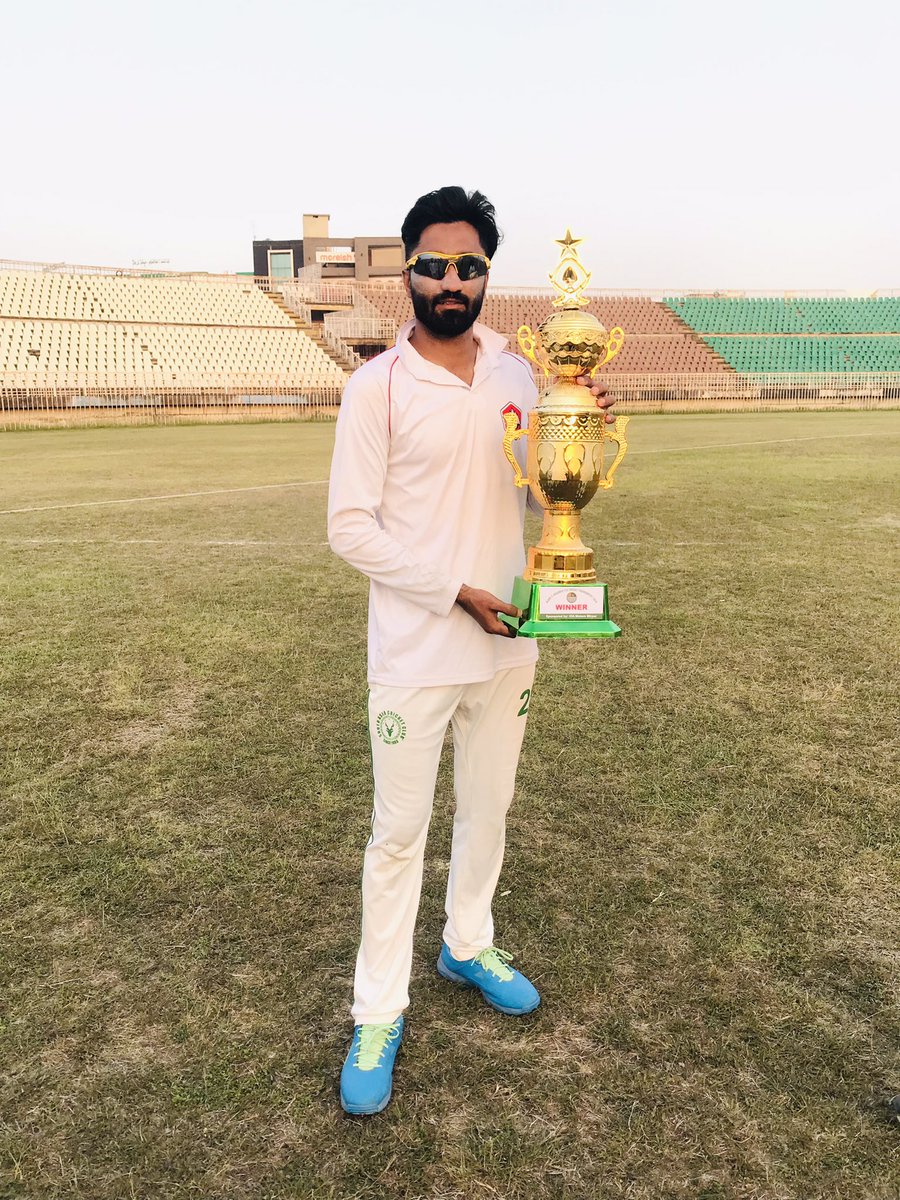 Arslanarif223's tweet photo. #champion #Cricketer #mirpur #Southasiacc #babarazamout https://t.co/9NToke62iO