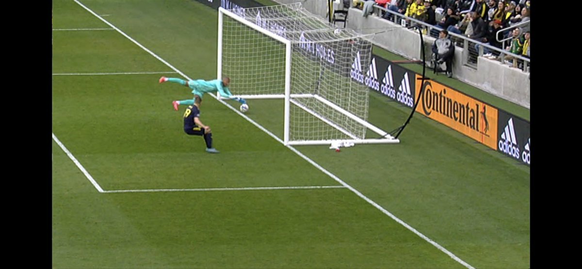 coversvanzack's tweet photo. I got Blink cameras that I can see from 5k miles away to see a bug in my house, but the MLS cant get a goal line camera?#mls #mlsrefs #GamblingTwitter https://t.co/k6vWMNhmlq
