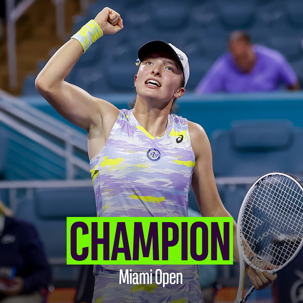 WeAreTennis's tweet image. 🏆 The BOSS it's Swiatek! 🏆 

World No.1 on monday, Iga Swiatek wins the @MiamiOpen outclassing Naomi Osaka 6-4 6-0 to make the Sunshine Double!