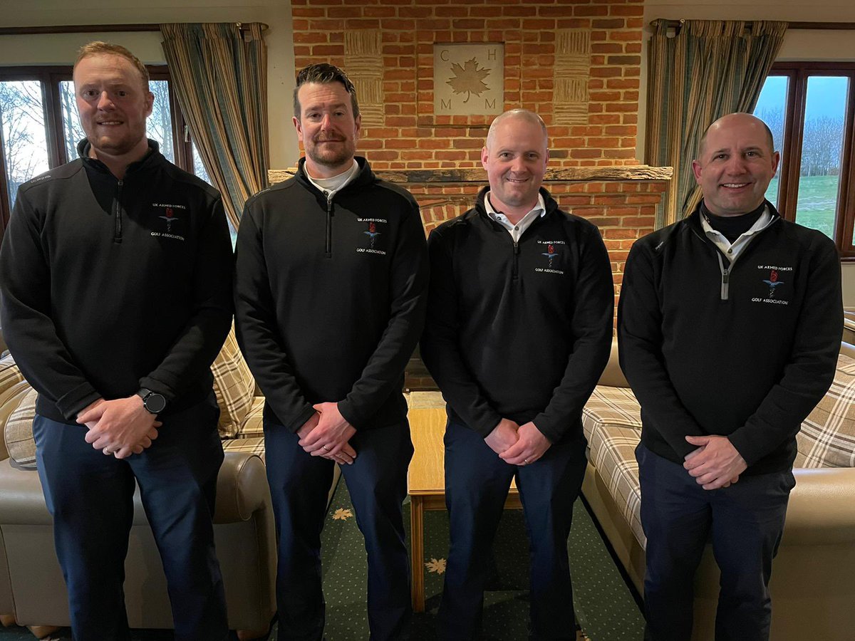 RoyalNavyGolf's tweet photo. Royal Navy contingent of the UKAF Golf Match v BB&amp;O today @thecavershamrgc. @comodoclubz Mike Setterfield playing from out of the trees to secure a win on the 18th this morning. Despite being all square after 18, UKAF lost 10.5 - 4.5. #Golf #RoyalNavy #PDev  @NAVYfit @HytheGroup https://t.co/C04mt6j5Ku