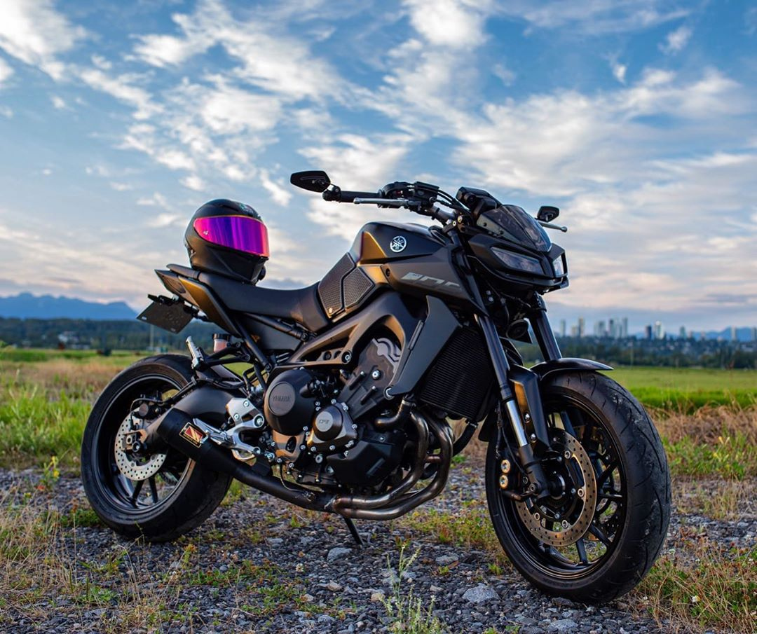 EatSleepRIDE's tweet photo. No fooling, we're giving away an MT-07 presented by @guardiabelluk and @yamahamotorUK
Gear up for the #RideOutUK to play for a chance to win.
β’
πΈ @zero2sixtykristy
β’
#EatSleepRIDE #ESRapp #YamahaMT09 #MT09 https://t.co/BCzRmwr1Vt