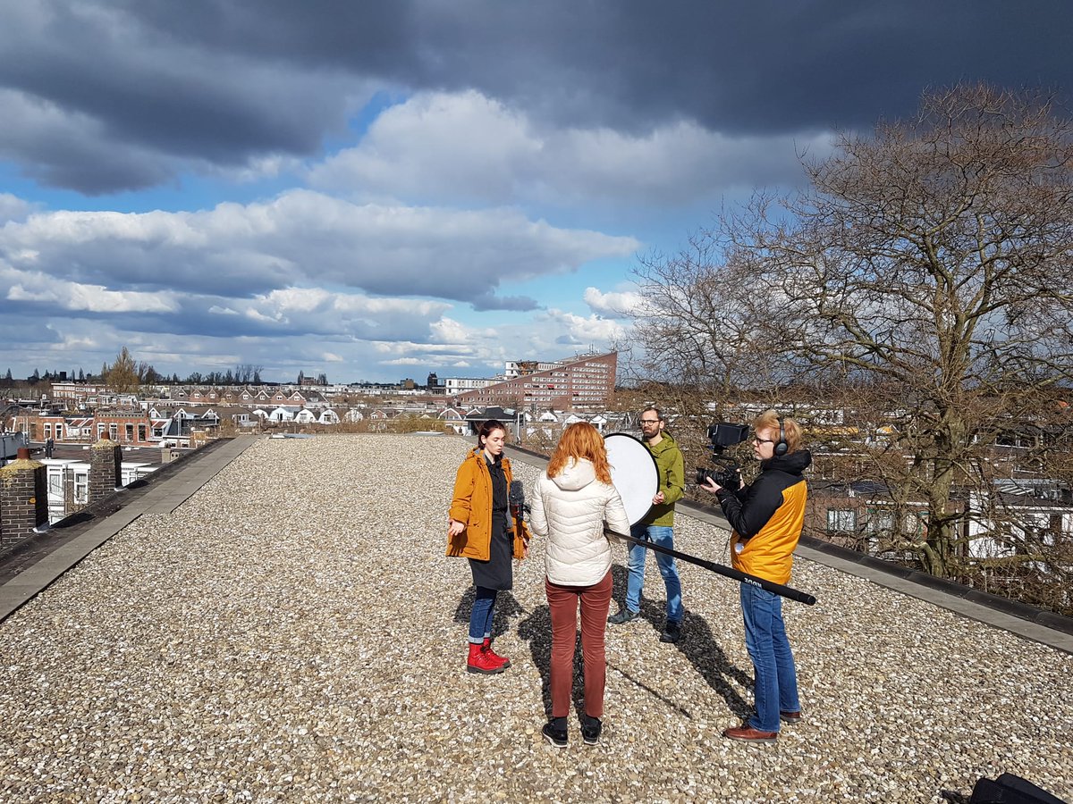 Sneak peak van ons nieuwe dak: de Koningsveldestraat! Samen met #energievanrotterdam maken we groene energie van de zon nu toegankelijk voor alle wijkbewoners. Meer weten of meedoen? Check  blijstroom.nl/doe-mee. #duurzaamopgewekt #duurzaam010