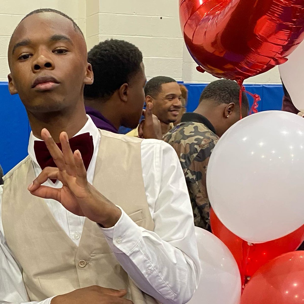 cinematickap's tweet image. Live 5ive gone get it poppin’! In Kappa Land they know me as First Take!♦️ #5Klub #BGreal #RestBubs #RestMac