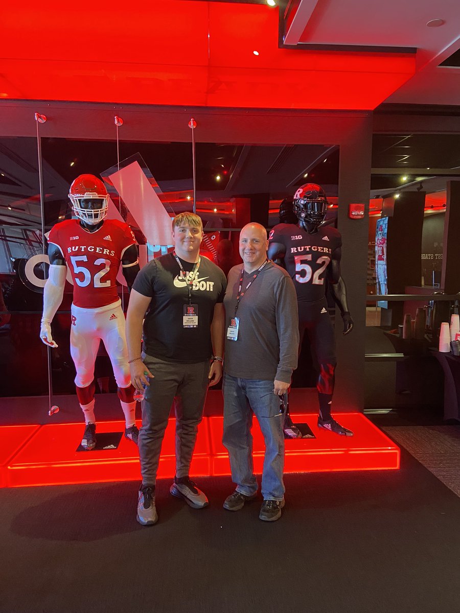 _zach_boland's tweet photo. Thank you @RFootball , @TFSilvernail , @GregSchiano and the rest of the Rutgers Coaching and Recruitment staff for letting me come by today! @RVRHSFootball @CoachLucas74 #ForksUp #chop https://t.co/PnFzbnPszq
