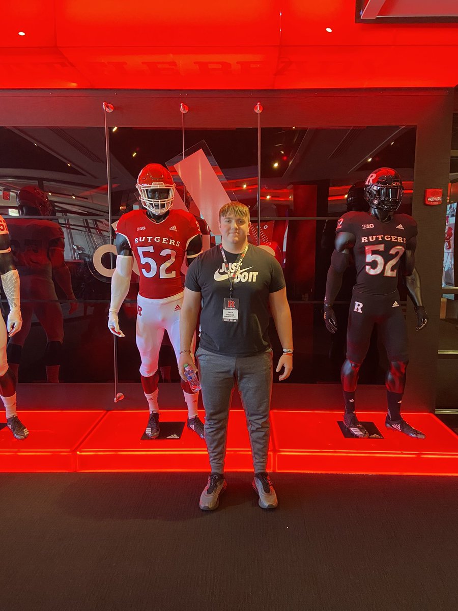 _zach_boland's tweet photo. Thank you @RFootball , @TFSilvernail , @GregSchiano and the rest of the Rutgers Coaching and Recruitment staff for letting me come by today! @RVRHSFootball @CoachLucas74 #ForksUp #chop https://t.co/PnFzbnPszq