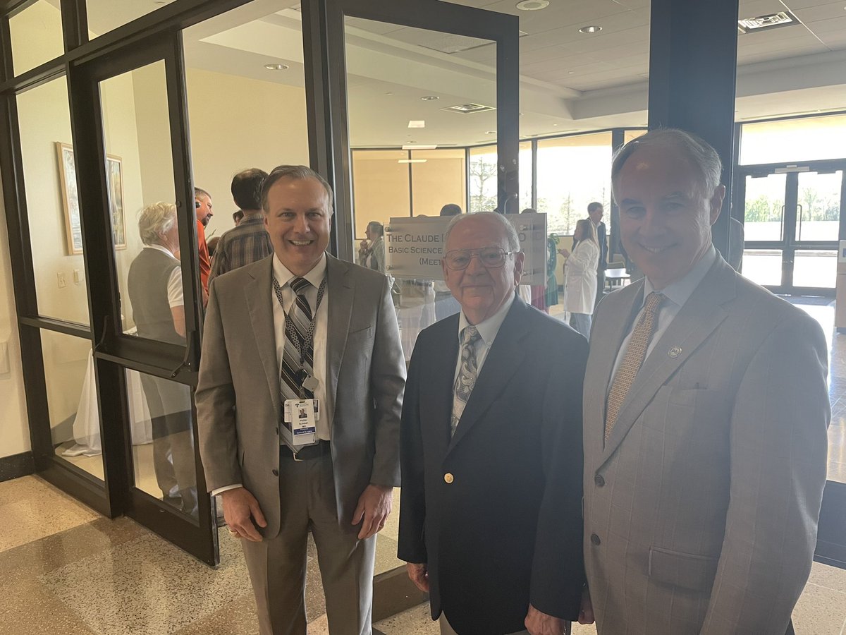 PSchauerMD's tweet photo. Claude Bouchard PhD, luminary scientist, retires from Pennington Biomedical. He led PBRC through a tremendous period of growth and prosperity. Congrats Claude, thanks for your leadership! @PBRCNews @DrJohnKirwan @DrLeanneRedman @metabolic_knife @DonnaRyanMD @schutte_rebecca https://t.co/BwuRdwtDsi