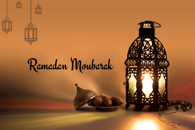 Karamelo__'s tweet photo. Ramadan Mubarak la famille 🫶🌙 https://t.co/JmXBTsL8g2