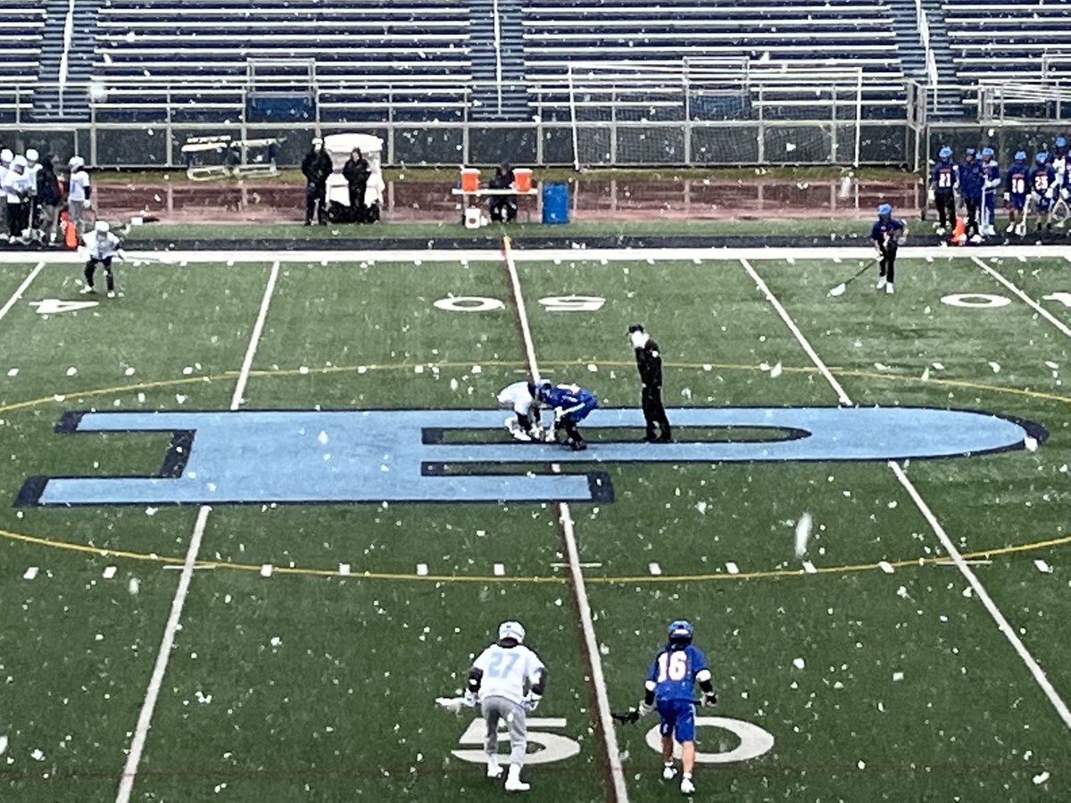 KnightsofPHS's tweet image. .⁦@PHSKnightsLAX⁩ battled the snow and ⁦@hehsathletics⁩ this afternoon. ⁦@KnightsofPHS⁩ came away with a 7-3 win. #EveryKnight