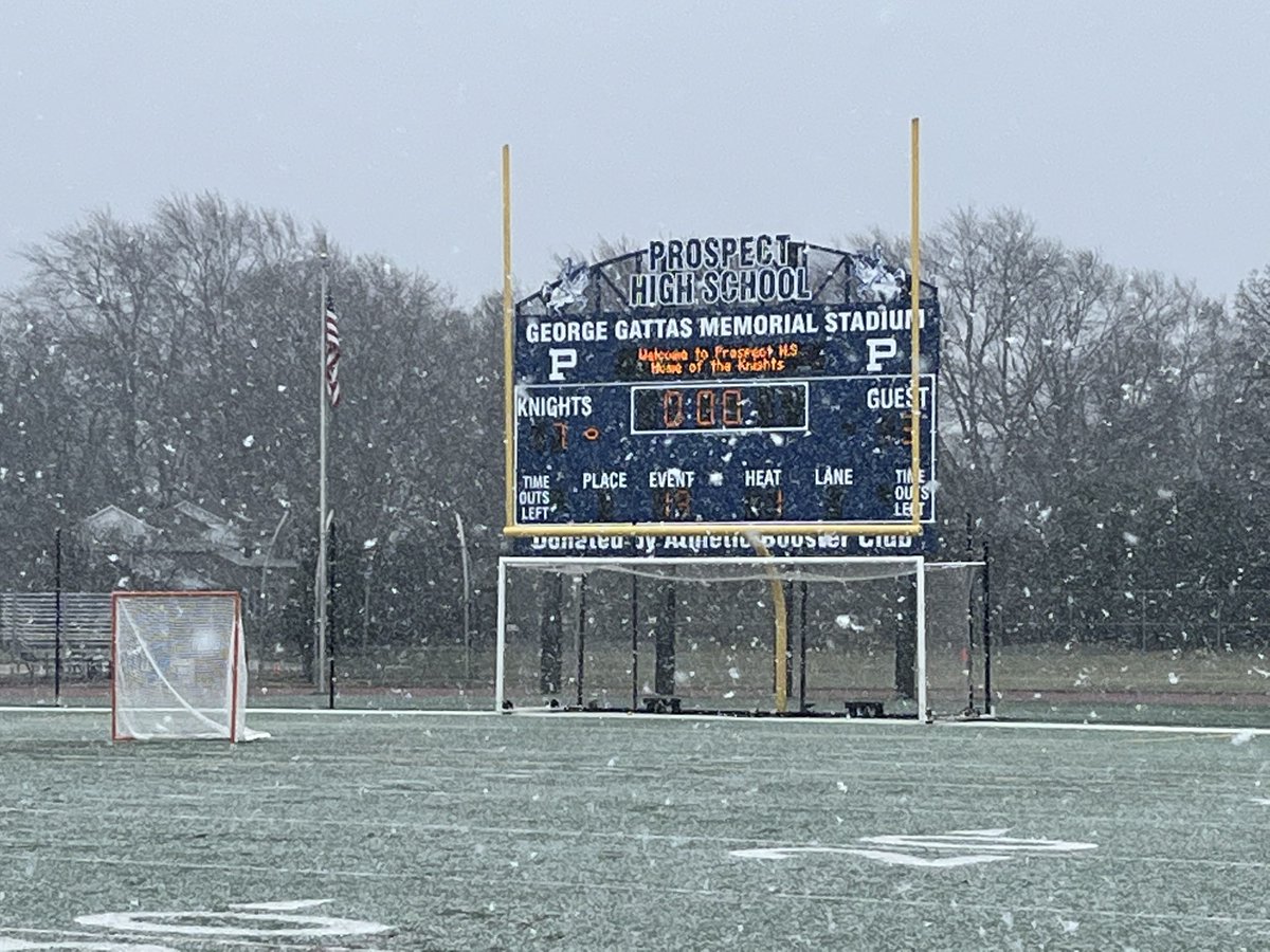 KnightsofPHS's tweet image. .⁦@PHSKnightsLAX⁩ battled the snow and ⁦@hehsathletics⁩ this afternoon. ⁦@KnightsofPHS⁩ came away with a 7-3 win. #EveryKnight