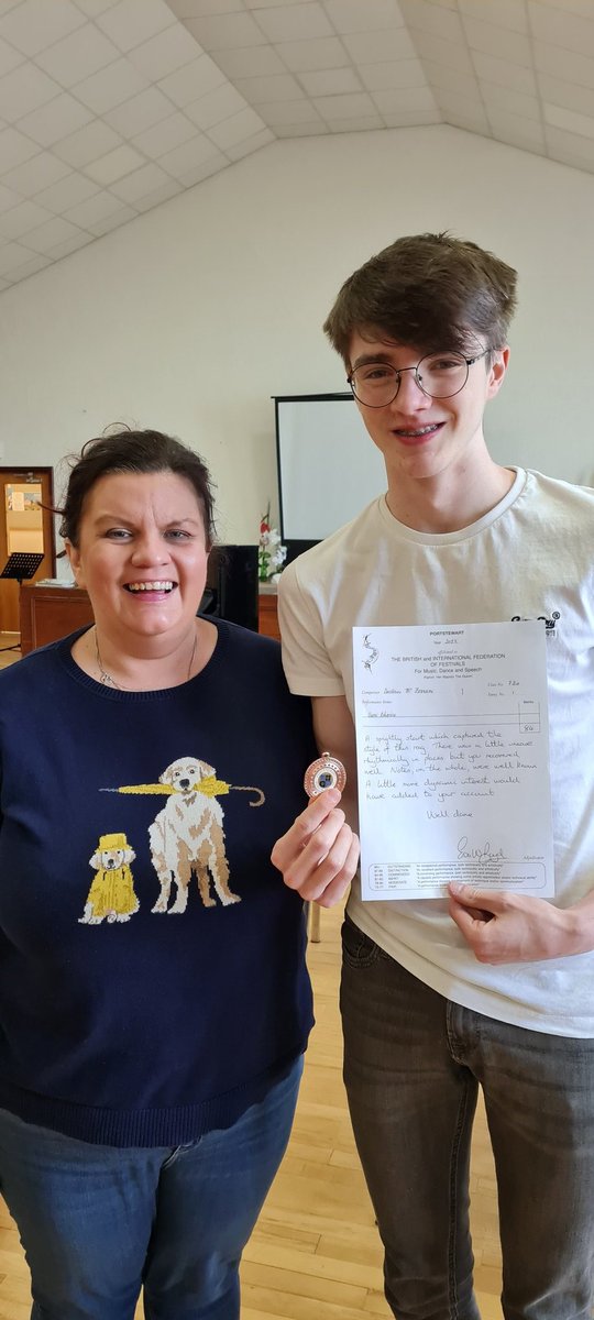 Congratulations Declan 🏅
3rd in Pianoforte Grade 8 category + a special thanks to Heather at <a href="/midschoolmusic/">Fiona Donaghy</a> 🎹🎶

@DeckyMc_1 <a href="/mcferran_louise/">louise mcferran</a> @MusicDeptSMG