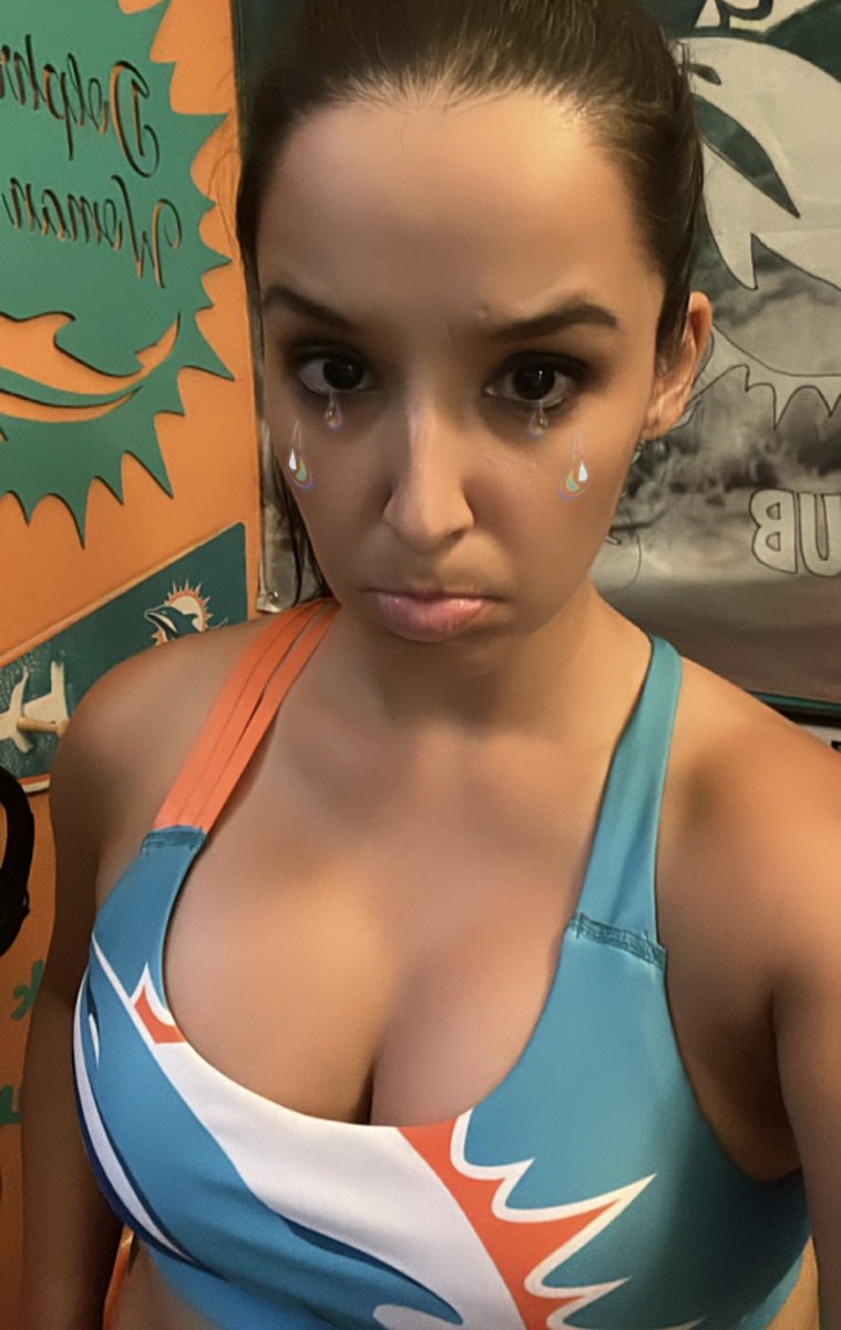 Dolphreaky tweet media