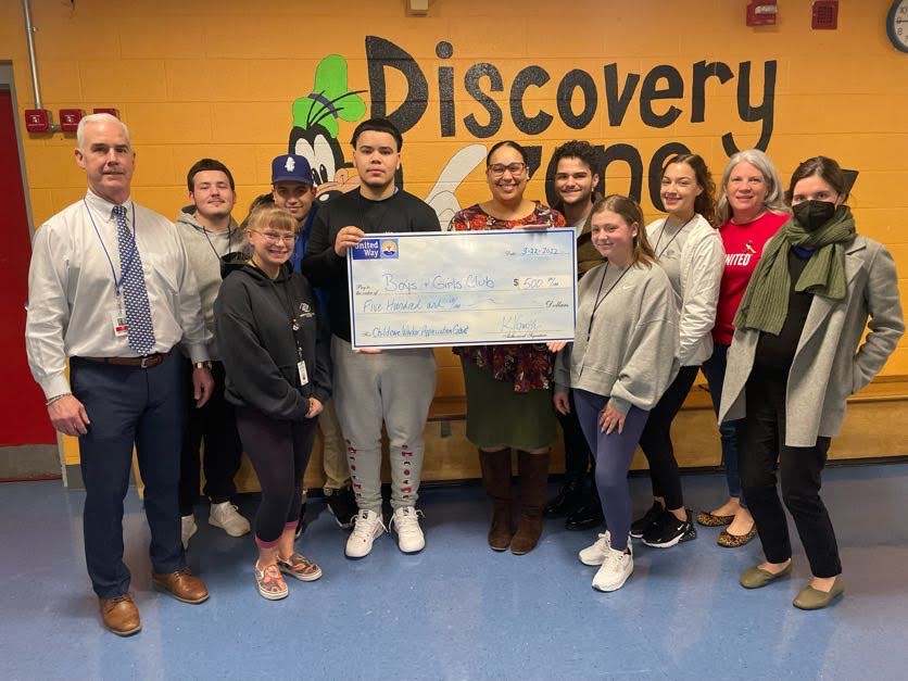 BGC_Fall_River's tweet photo. Thank you, United Way of Greater Fall River for a $500 Child Care Appreciation mini-grant.   The grant expresses deep gratitude for the role the Club’s childcare staff played in support of kids and working parents throughout COVID-19.#GreatFutures https://t.co/2kwCYRBFQ8