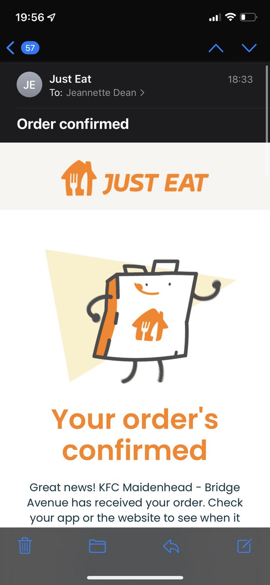 DeanJeannette's tweet photo. @JustEatUK probably going to be needing a refund for this. It’s a joke. How does it take an hour and a half to get kfc delivered?! It’s not even here yet!!! https://t.co/hHikUSllMx