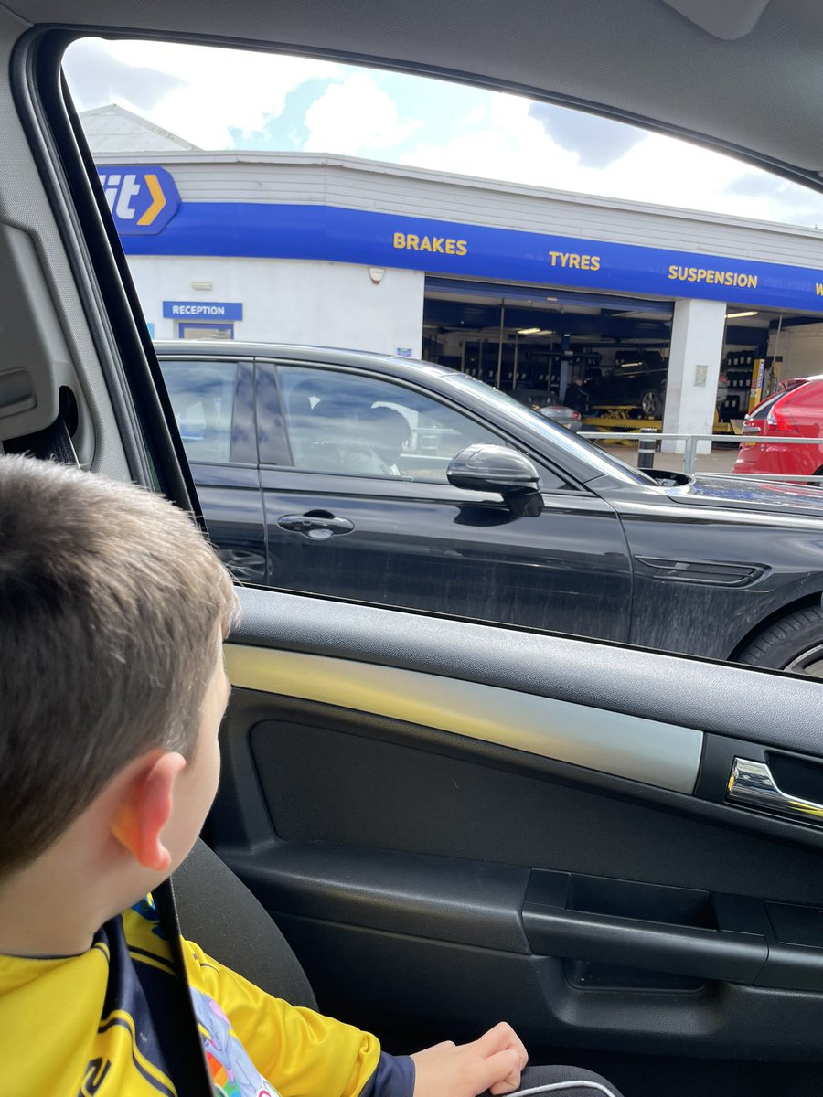SuzannaArmstr12's tweet photo. The little lad was made up today, after a defeat on the pitch, on the way home he saw his hero!! @asaintmaximin @nufc #dreamcometrue https://t.co/GwZd9Kj7nT