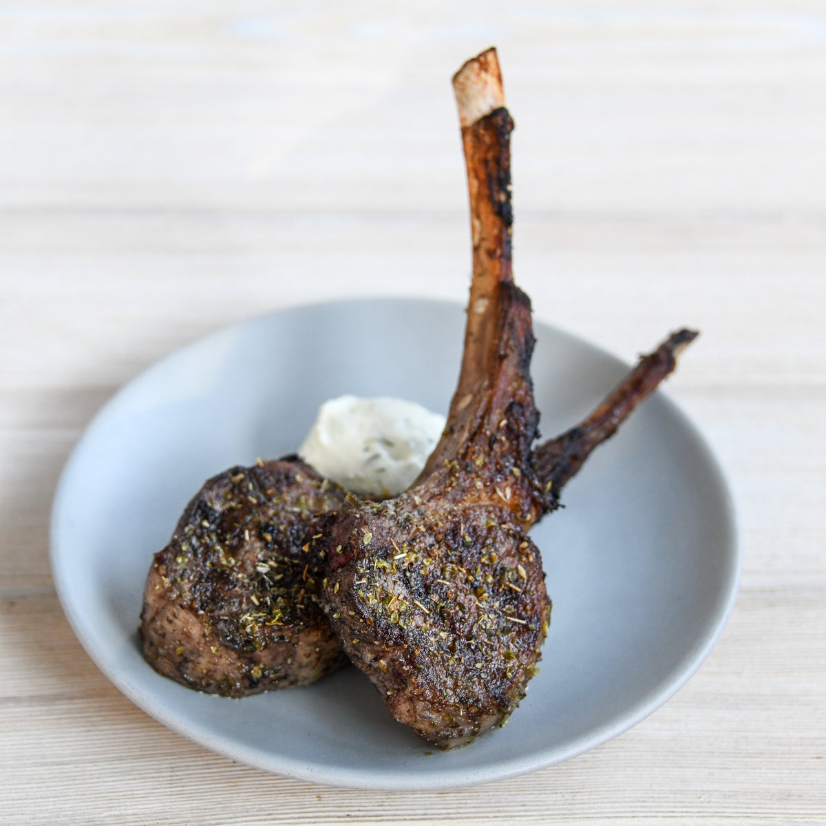 This Kyma classic is 3-day marinated, grilled over an oak wood fire, and served with classic Greek fries and tzatziki 😋