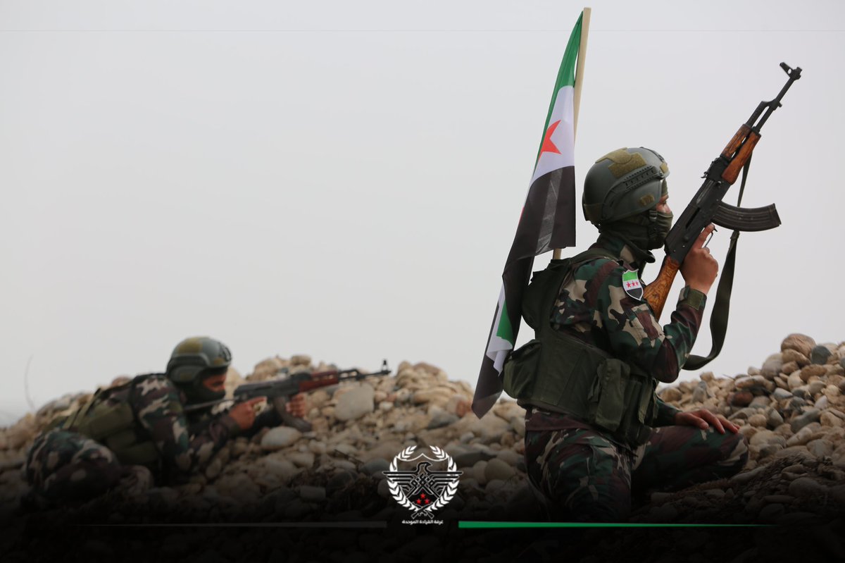 UniLeadership's tweet photo. #غرفة_القيادة_الموحدة
#عزم

غرفة القيادة الموحدة-عزم تخرّج دفعة جديدة من المقاتلين بعد إخضاعهم لدورة عسكرية تكتيكية في أحد المعسكرات المركزية في ريف حلب الشمالي.

https://t.co/BdIrvZlFrU https://t.co/SzdoUVmJXl