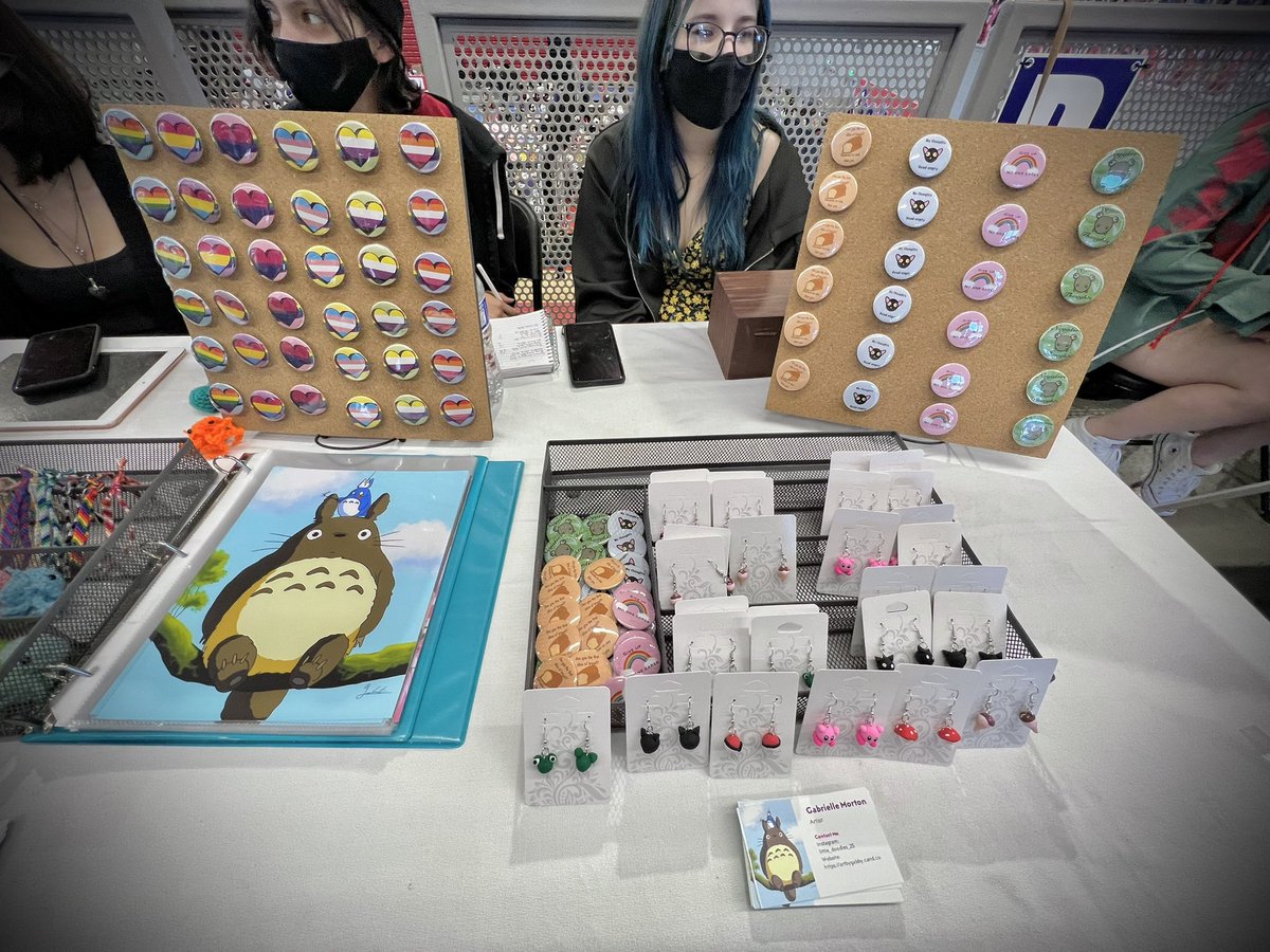 Falcon Art Club students practicing their entrepreneurship skills by selling their fan art prints, handmade plushies, crochet items, earrings, pins, &amp; more at the Bel Air Cómic Con! Event ends at 6pm! @gbrasg <a href="/Eastlake_HS/">Gilbert R . Martinez</a> <a href="/eastlakeorch/">Eastlake Orchestra</a> <a href="/Natgamz_EHS/">Natalie</a> <a href="/ZulemaMacias9/">Zulema Macias - SISD Fine Arts Communications</a> <a href="/SISD_FineArts/">SISD Fine Arts</a>