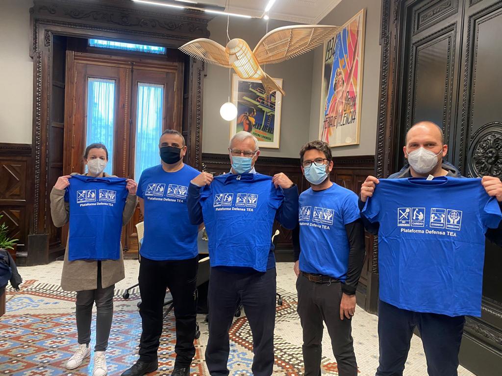 💙 Fem de la diversitat el nostre  tresor i treballem per tal que cada persona puga desenvolupar una vida plena #València #DiaMundialAutismo

Gràcies a les entitats que vos deixeu la pell per visibilitzar i dignificar #Autismo <a href="/MiramFundacio/">Fundació Mira'm</a> <a href="/defensatea/">Plataforma Defensa TEA</a> 👏🏽👏🏽👏🏽