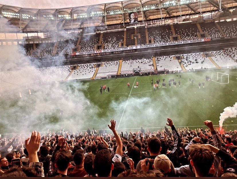 BEN SENİ KAÇ KERE SEVDİĞİMİ UNUTTUM