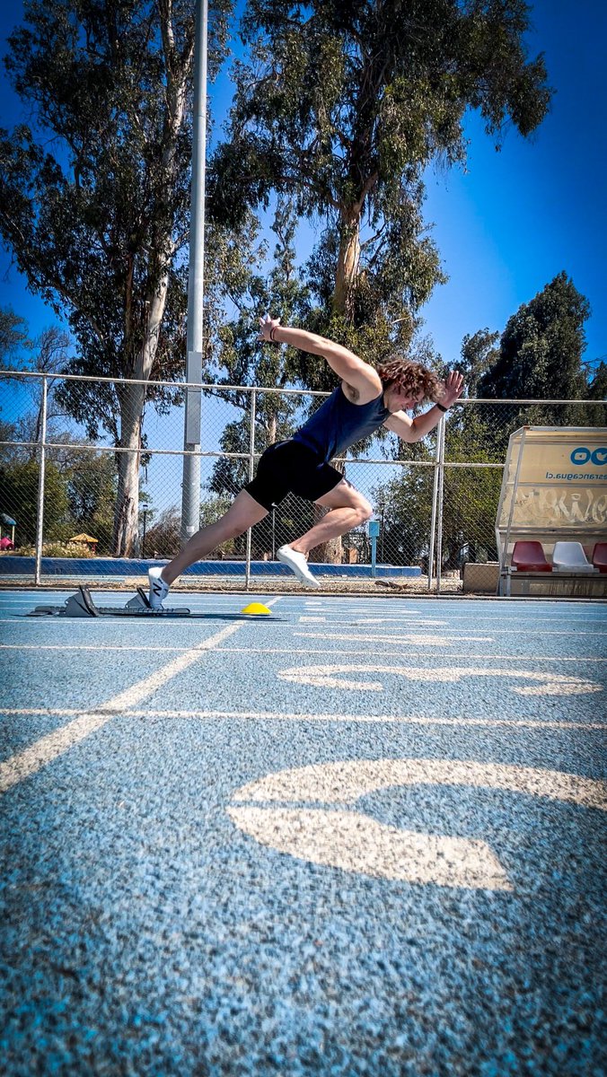 GuillermoLpezR8's tweet image. Today’s training was hard but so cool in the end 

#Athletics #trackandfield #blockstart #athlete