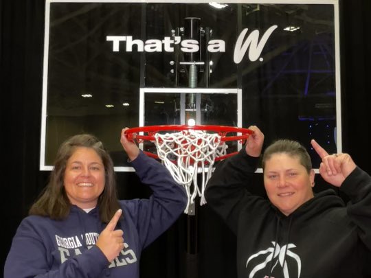 ameeks08's tweet photo. @espnW #ThatsaW #wffselfie https://t.co/AR9sLspOQJ