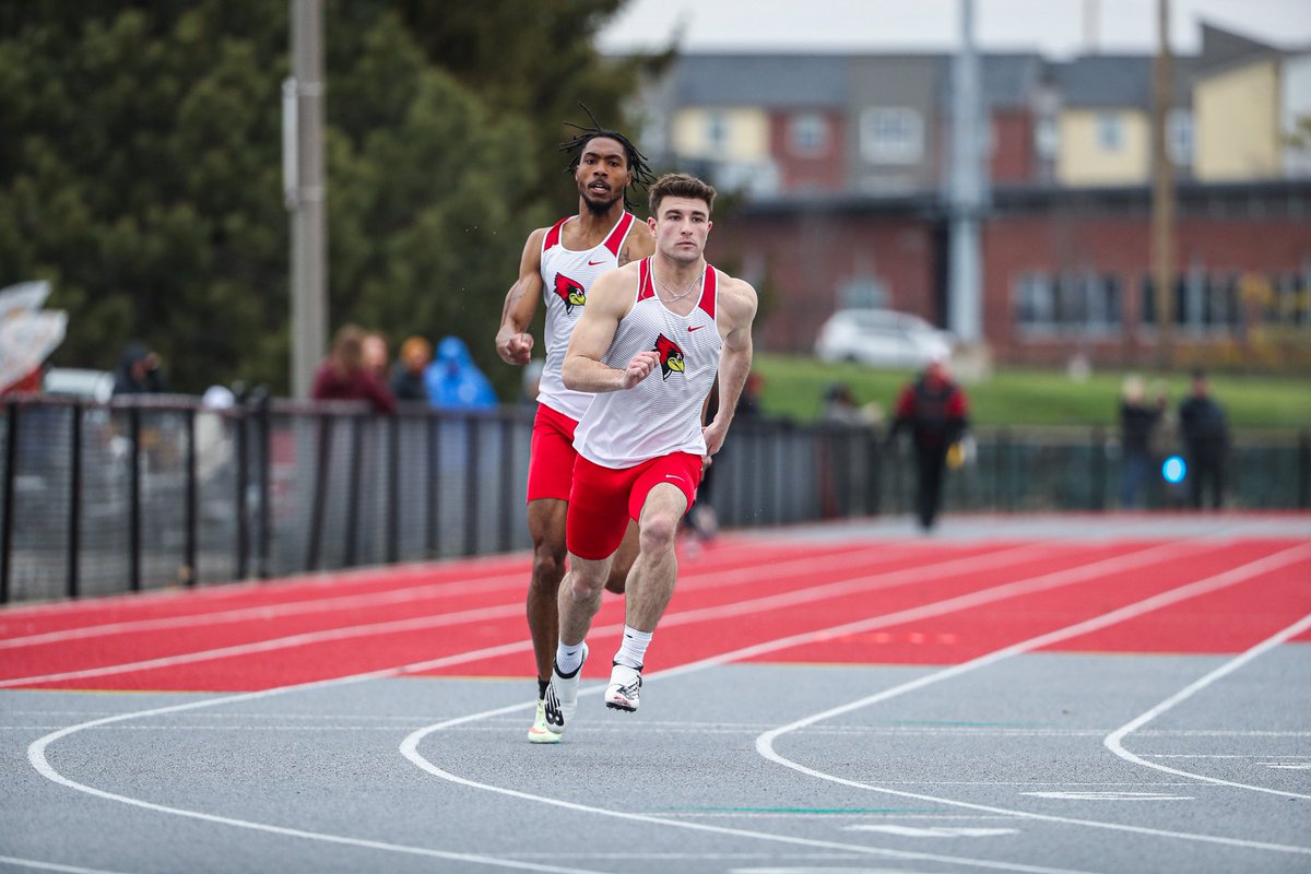 RedbirdTFXC's tweet photo. That’s a Redbird sweep of the 4x100m 🧹🧹 https://t.co/BXXmrA1Nvo