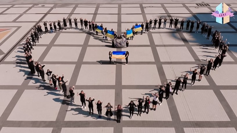 btsukrprojects's tweet photo. If you wish, you can also print out these photos and go with them to a concert in Las Vegas to support the ARMY of Ukrainе 🇺🇦
These are photos from the project that Min Yoongi saw!

#BTSARMYwithUkraine https://t.co/z0gShhj9IY